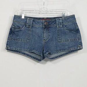 Guess Jean Shorts Measures 32"